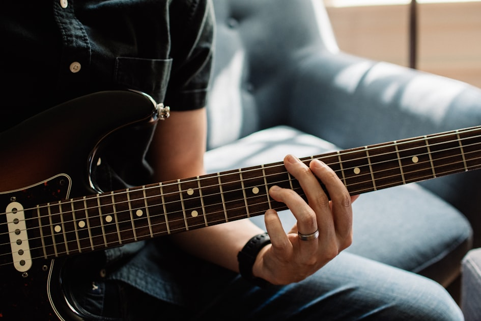 The Importance of Music Theory for Guitarists